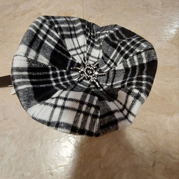 Badgley Mischka hat bnwt - Picture 1 of 6